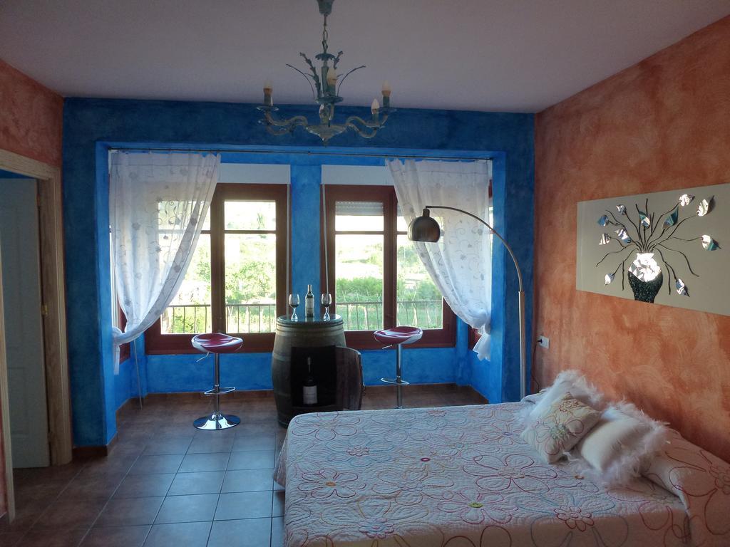 Hostal A La Sombra Del Laurel นาวาเรเต ภายนอก รูปภาพ